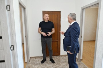 Prezident Xocalıda hərbçi evlərində oldu - Fotolar