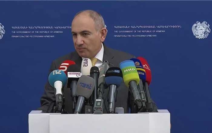 “Təsəvvür edin biz Azərbaycan ərazisindən, onlar Ermənistandan keçir”