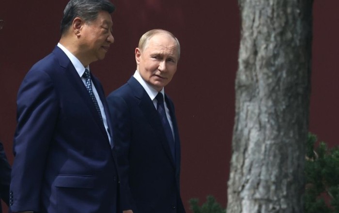 Ушаков раскрыл детали поздравления Путина Си Цзиньпину