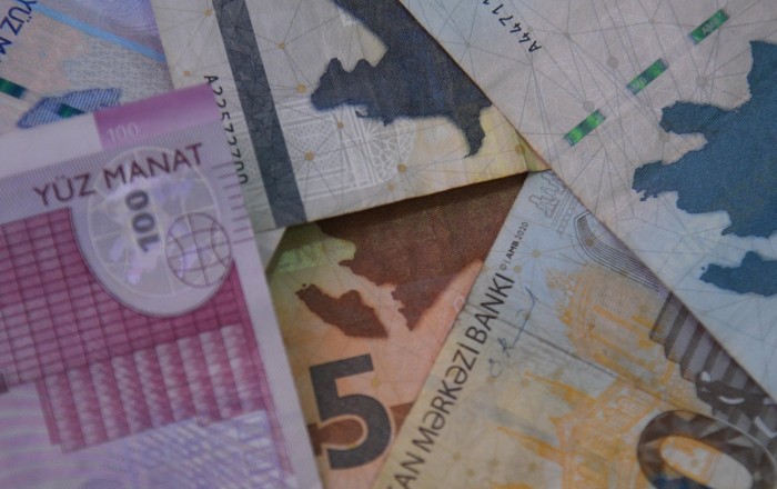 Qeyri-neft-qaz sektorundan vergi daxilolmaları artıb
