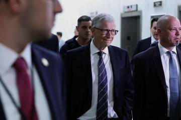 Гейтс рассказал Конгрессу о возможном шантаже со стороны Эпштейна