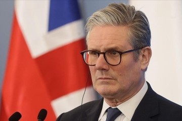 Стармер отказался уходить в отставку после кризиса в Минобороны