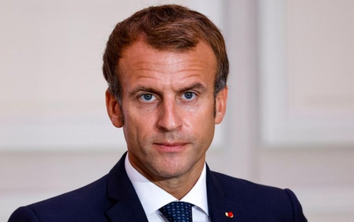 Макрон: страны G7 договорились усилить давление на Россию