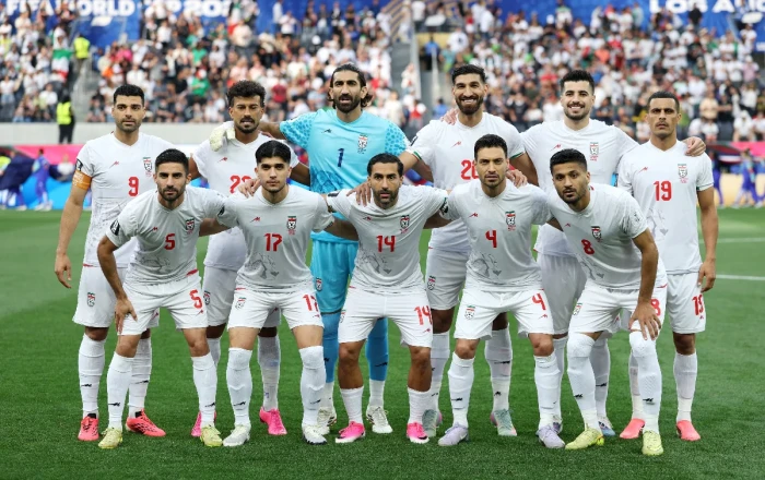 İran millisi Belçika ilə oyundan sonra paltardəyişmə otağında ismarış qoyub -