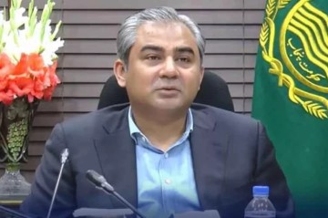 Pakistanın daxili işlər naziri Araqçiyə İranın Ali Rəhbəri üçün xüsusi məktub təqdim etdi