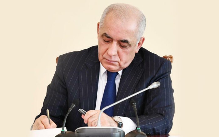 Baş nazir 321 hektar torpaq sahəsi ilə bağlı