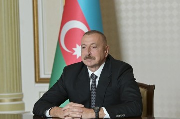Ильхам Алиев наградил Курбана Курбанова орденом «Дружба»