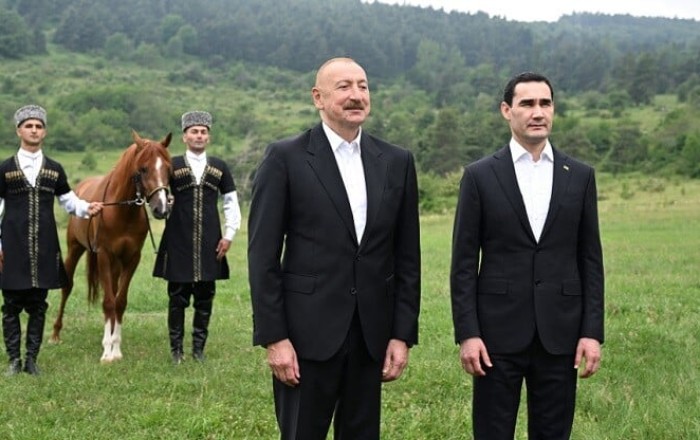 Garabagh Horse gifted to the President of Turkmenistan