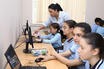 300 mindən çox şagird monitorinq olunacaq