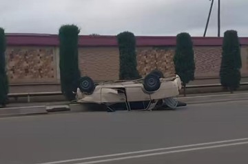 Ağcabədidə iki avtomobil toqquşdu -