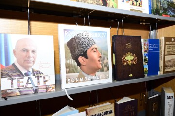Azərbaycanın 19-cu ədəbiyyat guşəsi Türkmənistanda yaradıldı -