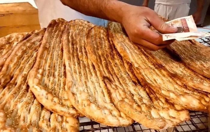 Tehranda çörəyin qiyməti 100%