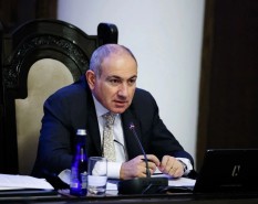 Paşinyan nəticələrdə liderdir -