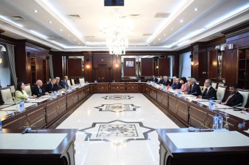 Türkiyəli deputatlar Milli Məclisdə -