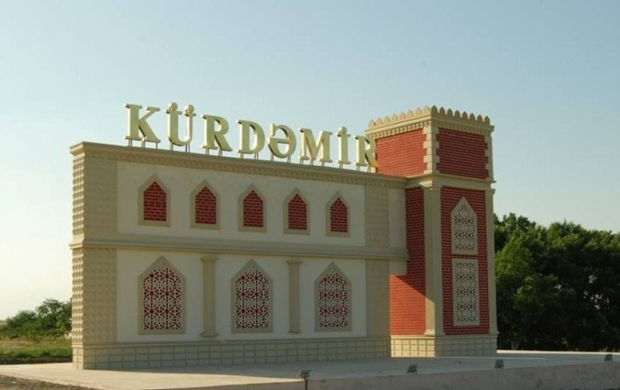 Kürdəmir sakini naməlum şəraitdə bıçaqlandı