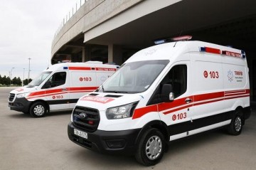 В Сумгайыте мужчина погиб, упав с дерева