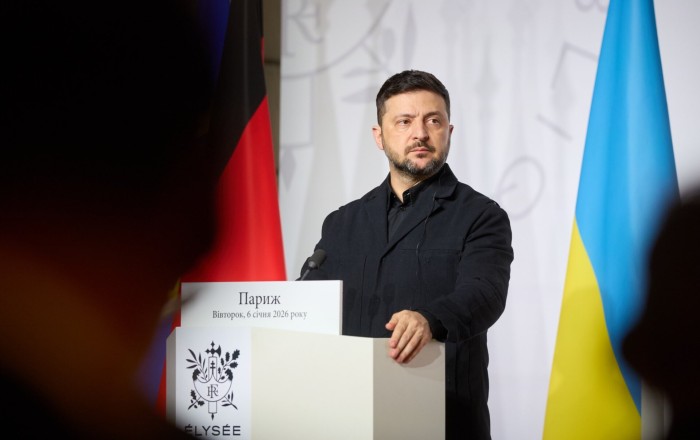 Zelenski Ukrayna hərbi sənayesində rekord hədəfi açıqladı