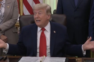 Trump says deal with Iran to be signed on Sunday
