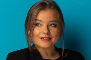 Yelena Sidorenko ikinci dəfə ana oldu