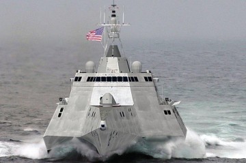 США перехватили связанный с Ираном супертанкер