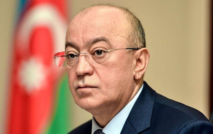 Heydərov onu idarə rəisi təyin etdi