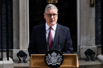 Стармер: Великобритания увеличит военные расходы за счет сокращения инвестиций в дороги и энергетику