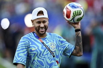Neymar DÇ-də tam heyətlə ilk məşqə çıxıb
