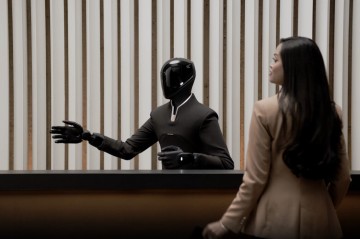 Tamamilə robotlaşdırılmış otel -