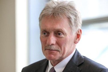 Песков: РФ принимает во внимание заявления Рубио о США "на стороне Украины"