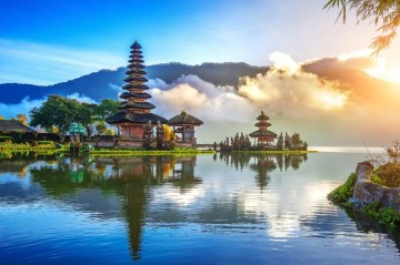 Asiyanın cənnət məkanı turistlərin cəhənnəminə çevrilib –