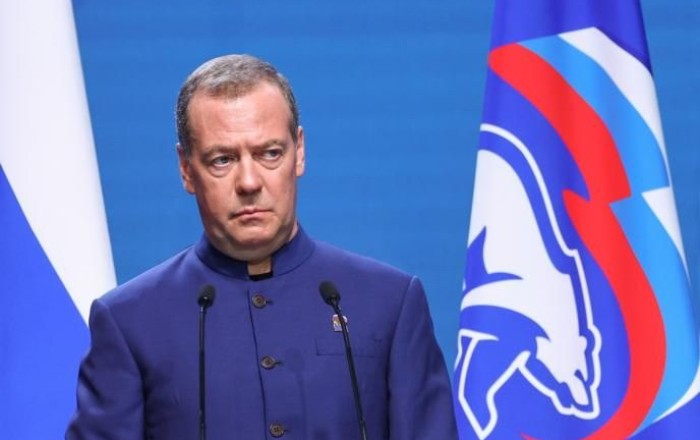 Медведев: открытая война Запада с Россией началась с введения санкций