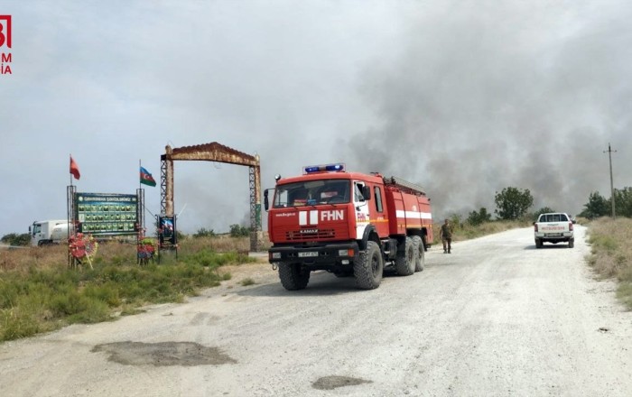 Ağdamda yanğın minalanmış sahələrə keçdi: Partlayış səsləri eşidilir –