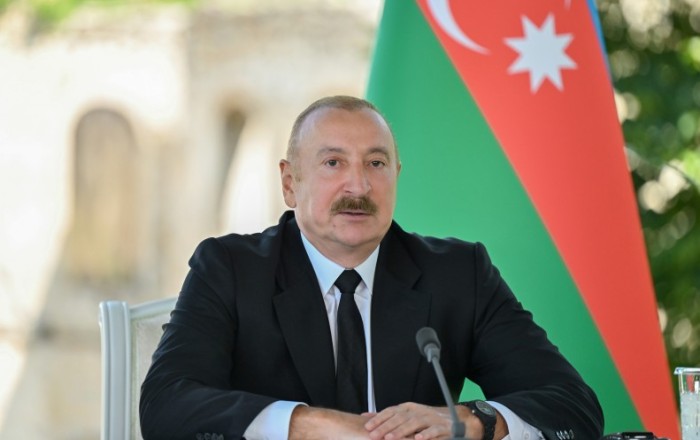 İlham Əliyevdən Belçika Kralına