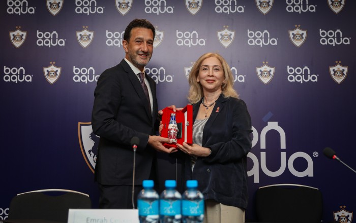 “Qarabağ” və “BonAqua” tərəfdaşlıq müqaviləsi imzaladı -