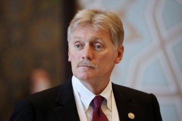 Песков назвал чрезвычайно опасным расширение Киевом географии конфликта на Иран