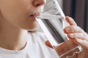 Gündə neçə litr su içmək lazımdır?- Məşhur “2 litr” qaydası doğrudurmu?