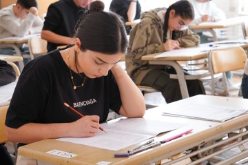 DİM-in magistratura imtahanı yenidən müzakirə mövzusu oldu – Minlərlə yer boş qaldı