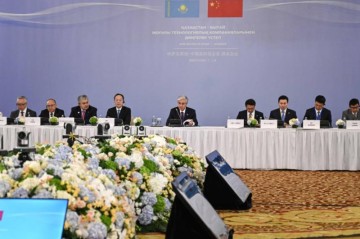 Tokayev Avrasiyada vahid rəqəmsal nəqliyyat məkanı yaradılması barədə danışıb