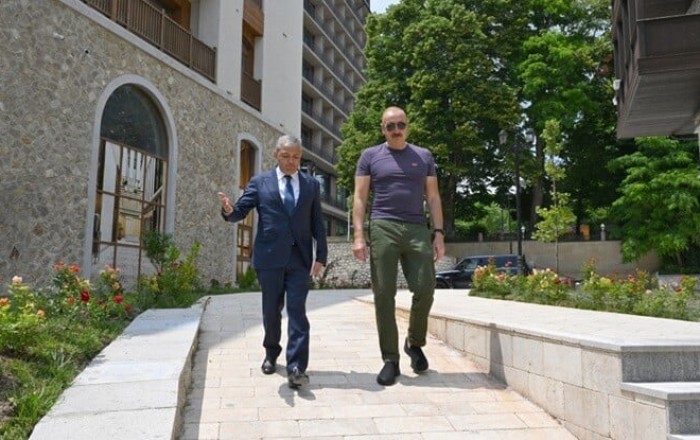 Aliyev inspects Garabagh Street development in Shusha - Photo