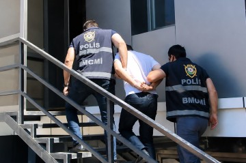 100 milyonluq işdə yeni adlar üzə çıxır - Vəzifəli şəxs həbs edildi