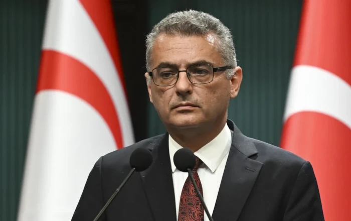 Şimali Kiprin Prezidenti xəstəxanaya yerləşdirilib