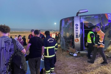 Türkiyədə sərnişin avtobusu aşdı - 46 yaralı
