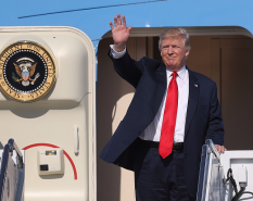 Trump flies partway home from Turkiye in old Air Force One