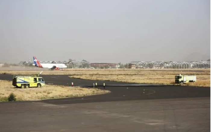 Husilər Səudiyyə Ərəbistanının Səna aeroportunu vurduğunu bildirib