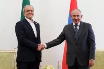 Pezeshkian thanks Armenian PM for attending Khamenei funeral