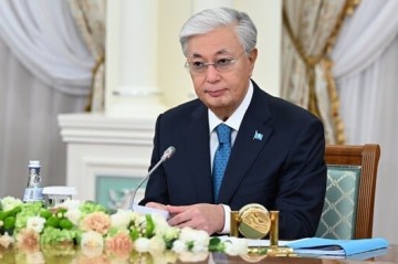 Tokayev compares Ukraine war to Armenia-Azerbaijan conflict