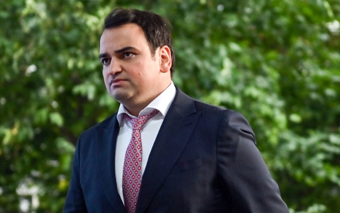 Deputat maaşından imtina etdiyini açıqladı