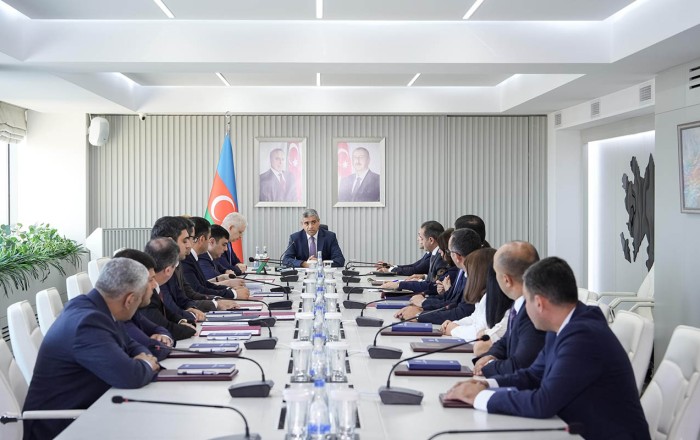 Təltif edilmiş əməkdaşlara vəsiqələr və medallar təqdim olundu - Fotolar