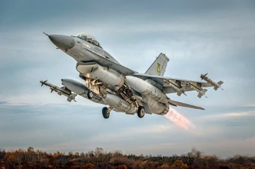 Ukrayna daha bir F-16 qırıcısını itirdi –