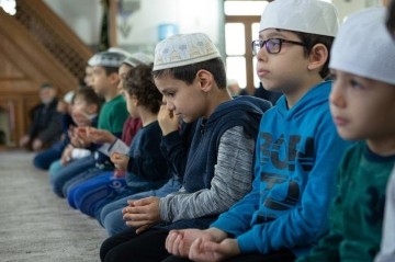 Türkiyədə məktəblərdə namaz otaqları yaradılacaq -
